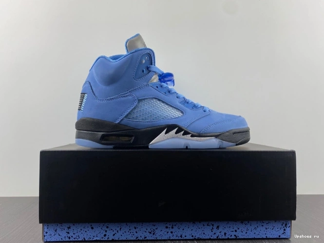  5  “UNC” DV1310-401 Jordan Air RETRO 1228